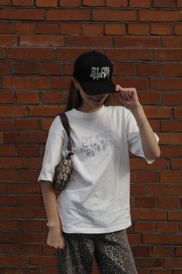 T-shirt z logo z kryształków off white - obrazek 5