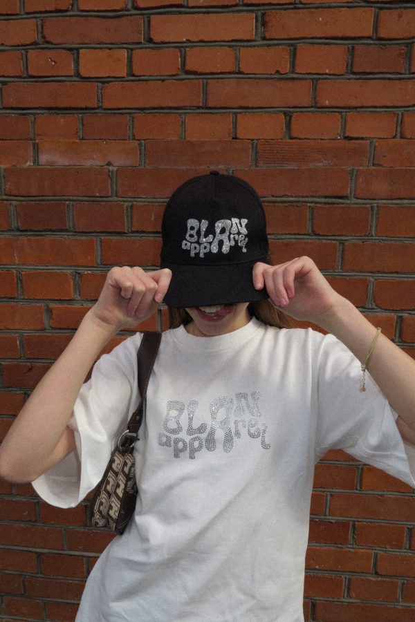 T-shirt z logo z kryształków off white