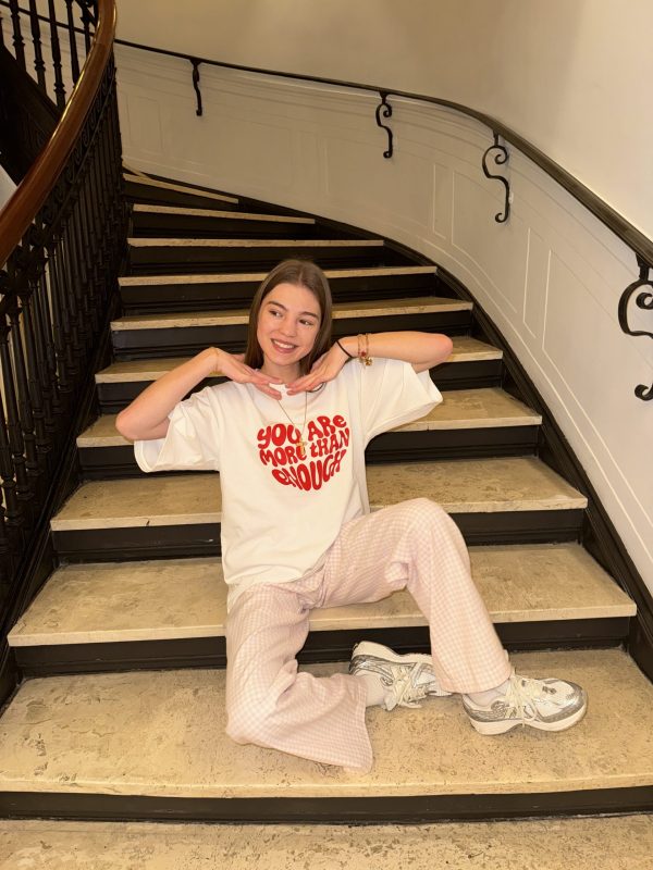 T-shirt „you are more than enough” - obrazek 3