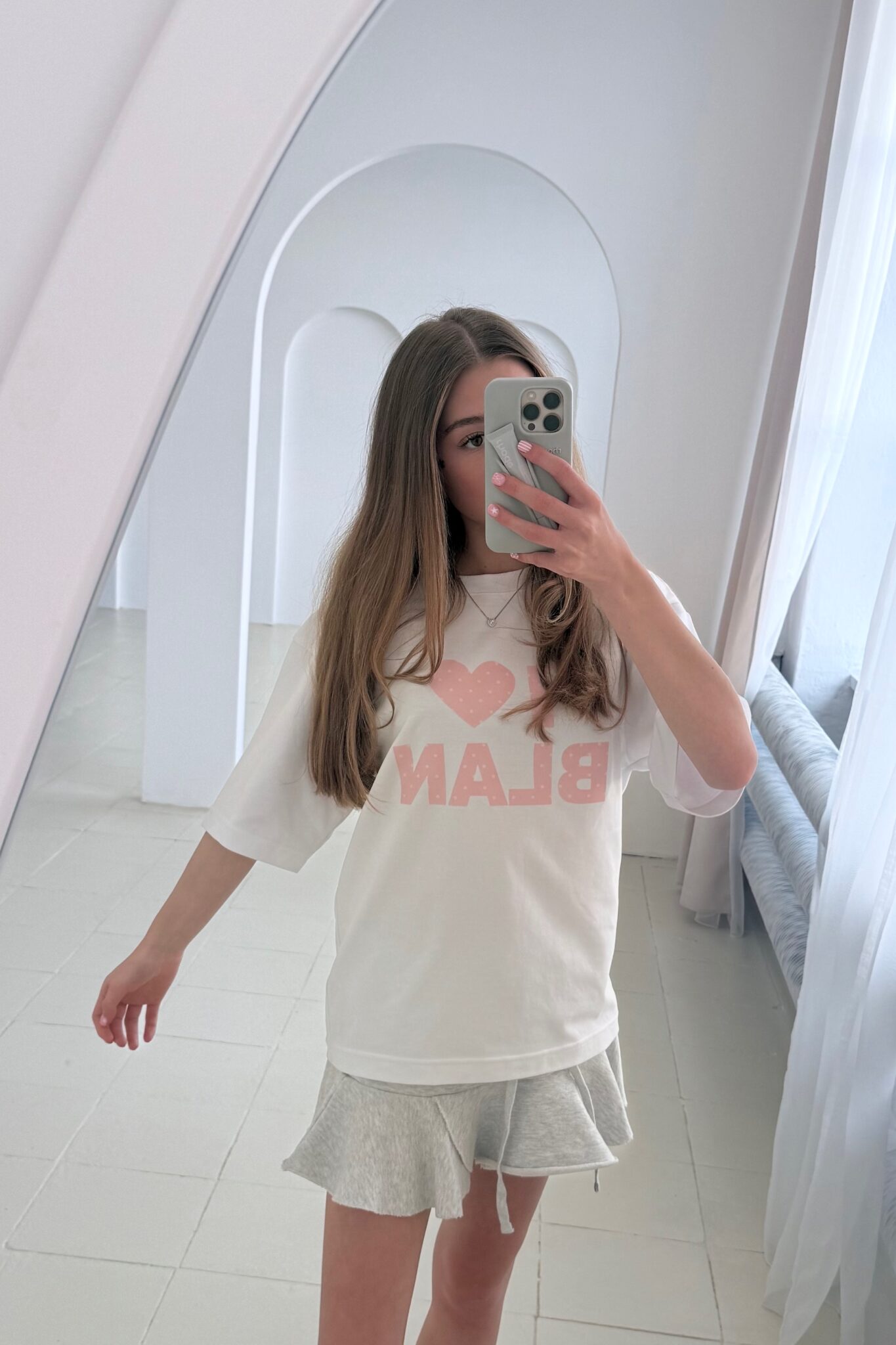 T-shirty